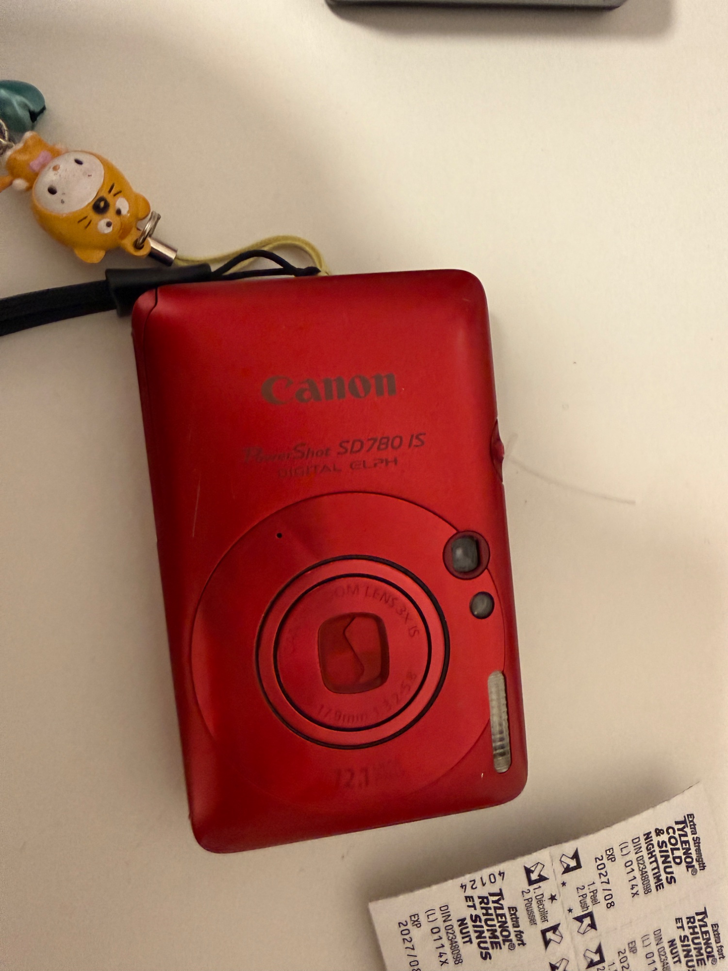 Canon SD780
